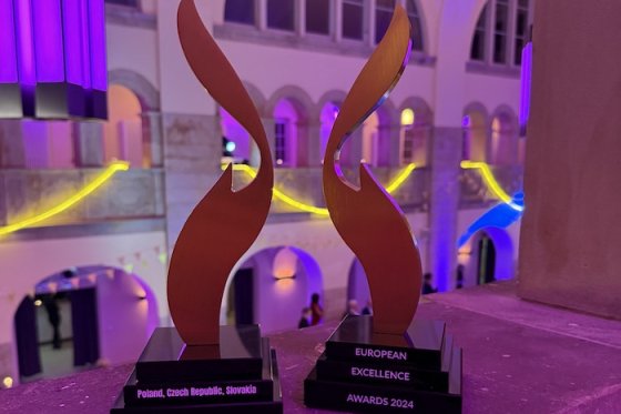 /media/mrbnbbdy/ceny-european-excellence-awards-pro-leo-burnett-a-msl-za-kampaň-nenasaditelný-prsten_3-kopie