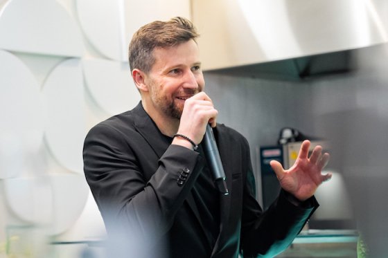 /media/5uxn2yea/majitel-české-franšízy-dean-david-andrej-zajcev