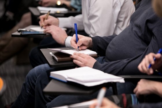 /media/18847/novinari_shutterstock