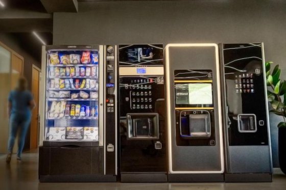 /media/pljesxee/kofola_mixavending