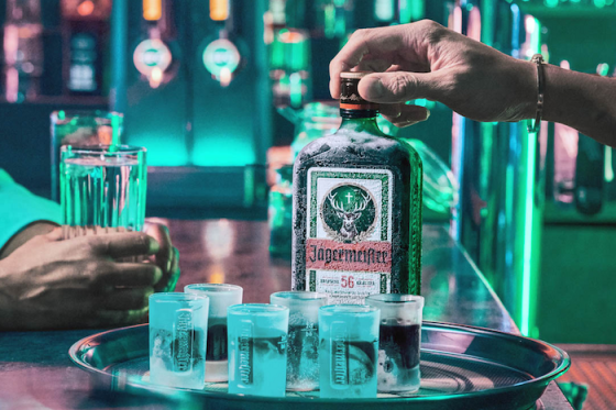 /media/26532/jagermeister_ilustracni