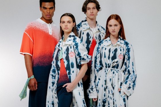 /media/ooumxyit/nastupova-kolekce_cov_loh-pariz