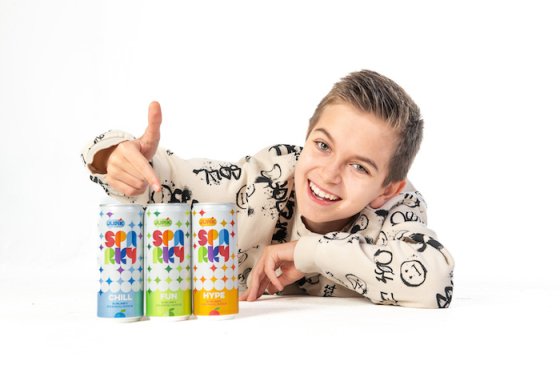 /media/vznpqffn/novinka-je-určená-pro-early-teenagers-a-je-zdravější-alternativou-k-současným-nápojům-v-plechovce-kopie