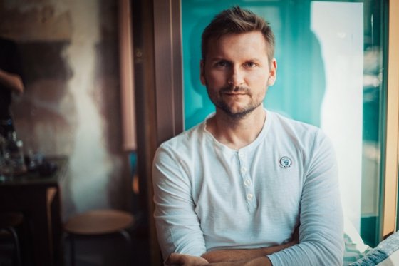 /media/tcop0snb/eduard-pinos