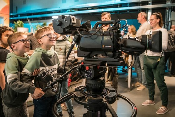 /media/g5thbc5y/den-otevřených-dveří_2023-česká-televize_foto_ivo-dvořák