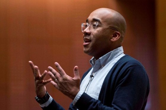 /media/2cio4jxe/marcus-collins