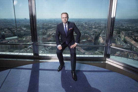 /media/1313/superdebata_vaclav-moravec