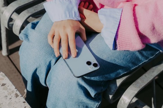 /media/04qfikks/swappie_iphone_ilustrativni-foto