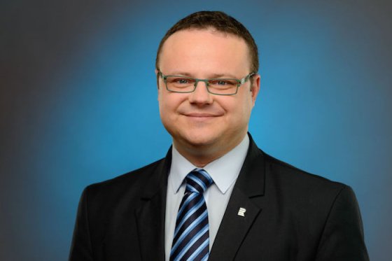 /media/1573/renezavoral