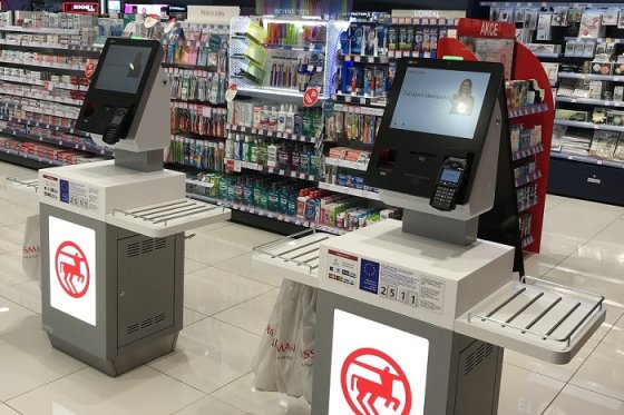 /media/13401/rossmann_samoobluzne_pokladny_1