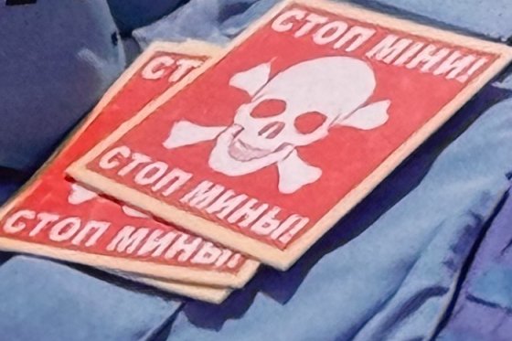 /media/ectl4sbb/stopminam