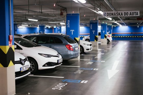 /media/14348/westfield_chodov_parkoviště