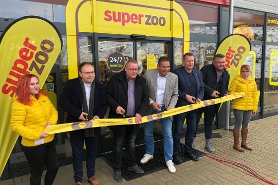 /media/23236/super-zoo_6-12