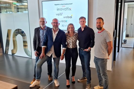 /media/25bne214/inovatix