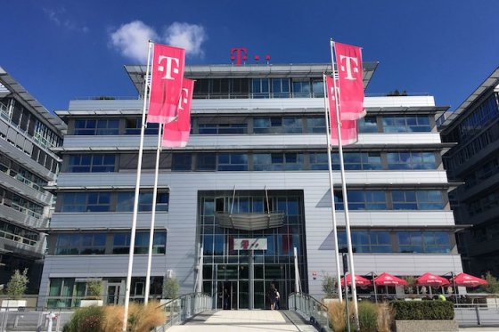 /media/16537/tmobile