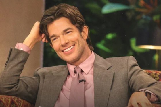 /media/jqidtcj4/everybody-s-live-with-john-mulaney_netflix