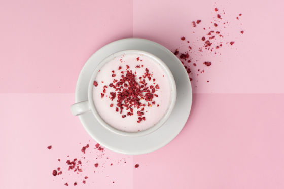 /media/26127/crosscafe_ostře-sledovaná-prsa_pink-chai-latte