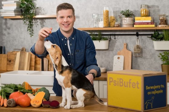 /media/02ko50qo/piotr-wawrysiuk_zakladatel-psíbufet