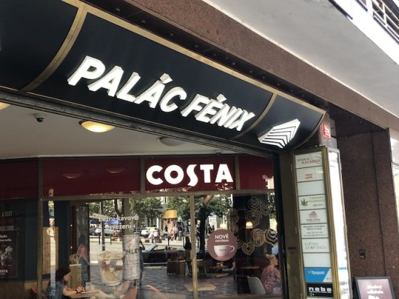 /media/17995/vaclavskenamesti_3_costacoffee