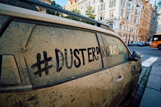 /media/02xjzanf/seznam-cz_duster_parizska_01