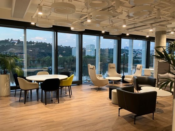 /media/db5kr3cd/economia_port7_5-1