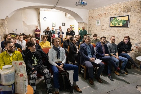 /media/23282/rn5_1597