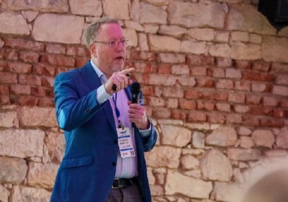 /media/23769/sas-panel_3jpeg