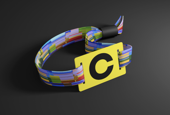 /media/ywgnotwp/coloursofostrava_náramek