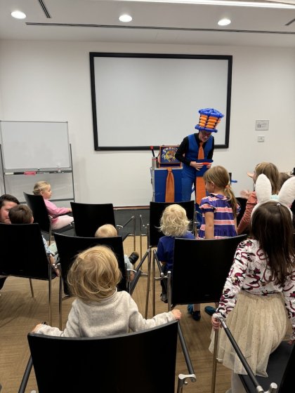 /media/ufxkek4e/babyguruoslava_kouzelnik_1