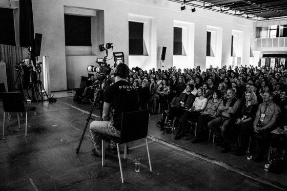 /media/13141/dvtv_live-show