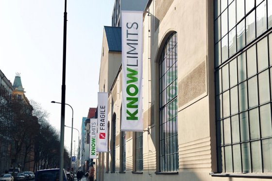 /media/kcweyhxz/know-001