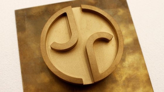 /media/mgvpbmca/jaguar_monogram_artists_mark