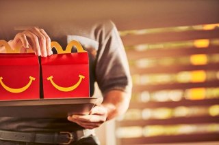 /media/18388/mcd_happy-meal