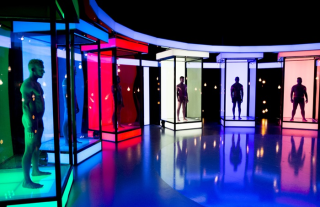 /media/tepoopun/naked-atraction