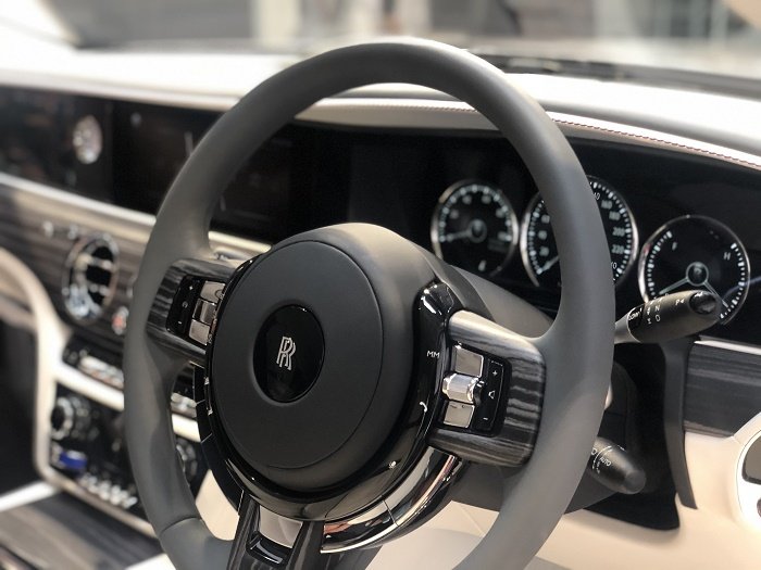 /media/14073/rr_volant