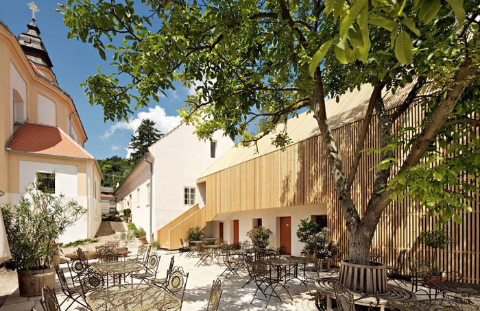 /media/20256/cafe-fara