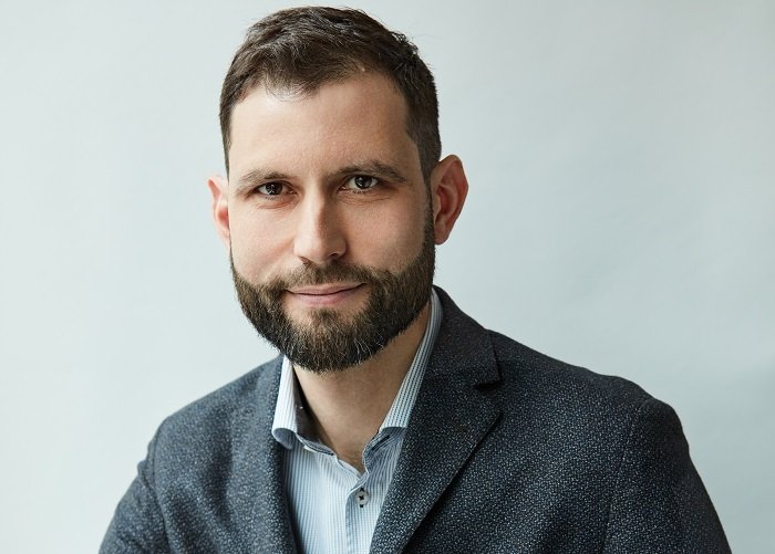 /media/25119/stepan-burda_upr_srgb_3000x4500