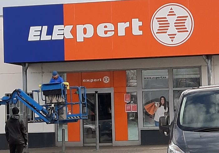 /media/16381/electro-world-regranding-k-b_01