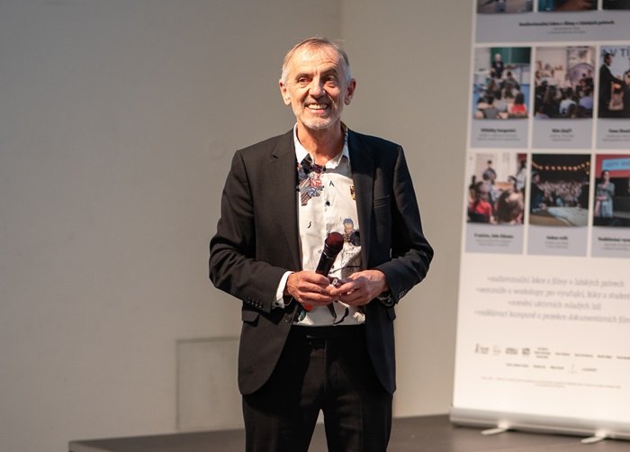 /media/s3pbtu22/jsns_jak-na-dezinformace-2