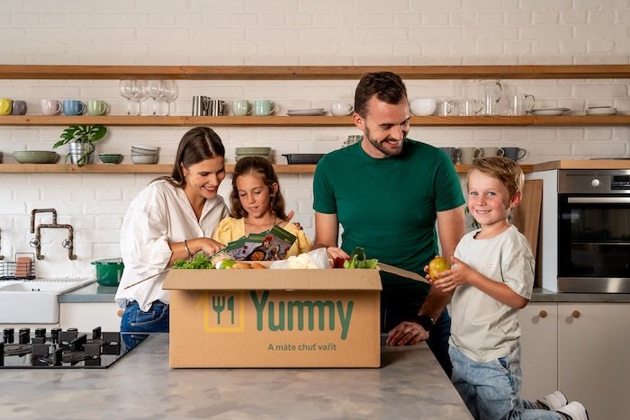 /media/ddvljdfw/yummy-boxy