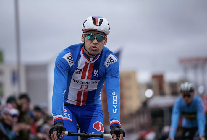 /media/4aipnmot/zdenekstybar_janbrychta
