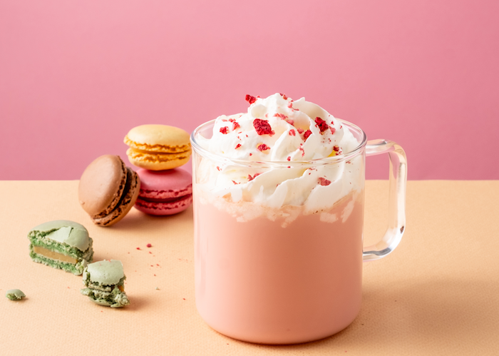 /media/qxkj1zas/crosscafe_ostre-sledovana-prsa_makronkove-latte