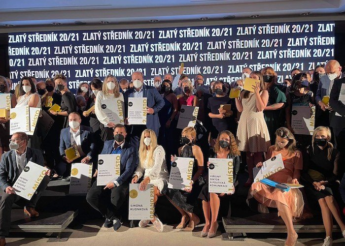 /media/18077/zlatystrednik2020_2021