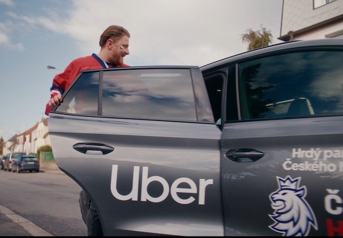 /media/qgimybai/uber-x-český-hokej