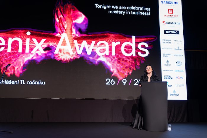 /media/eg4pzcjm/fénix_kb