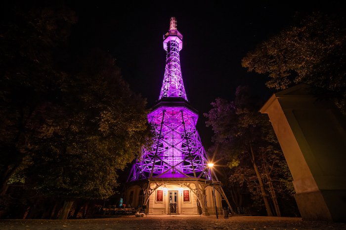 /media/djvpuqed/esteelauder_petrinskarozhledna