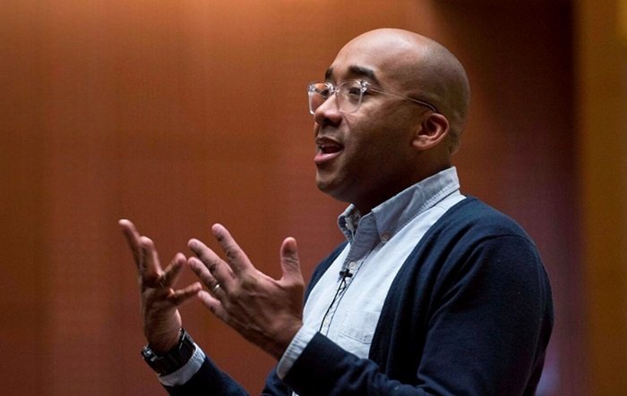 /media/2cio4jxe/marcus-collins