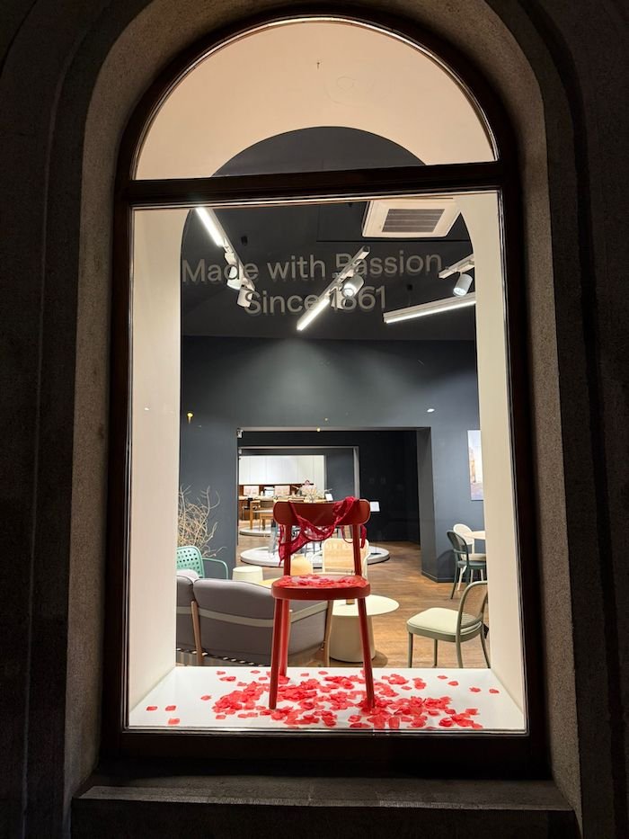 /media/e0tnuj2m/ton_lazitta