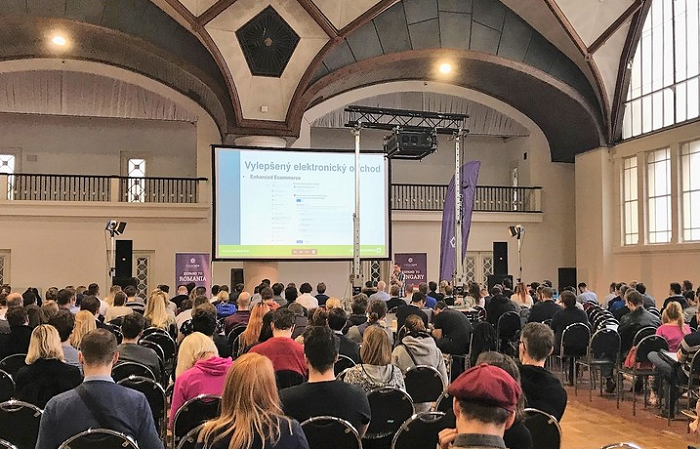 /media/7242/online-expo