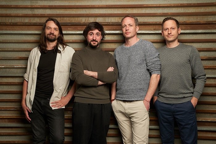 /media/20285/divr-labs-management